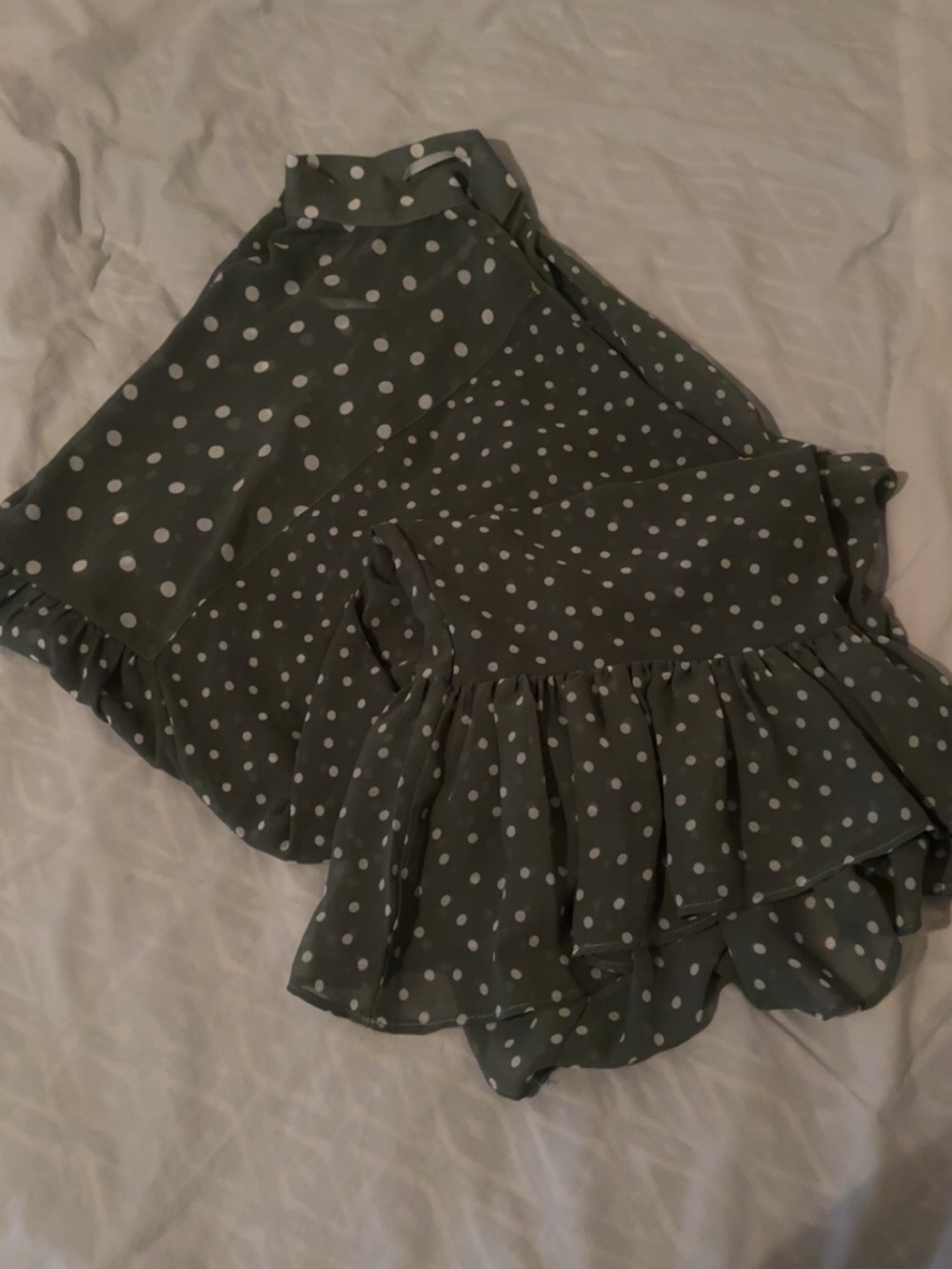 Polka Dot Shaw